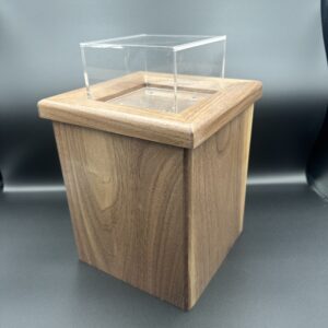 Showcase Urns